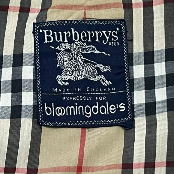 Vintage Burberrys Women's Trench Coat Made in England Nova Check Small - Picture 9 of 9